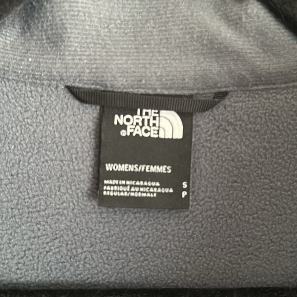 Women’s North Face soft shell jacket - Picture 4 of 5